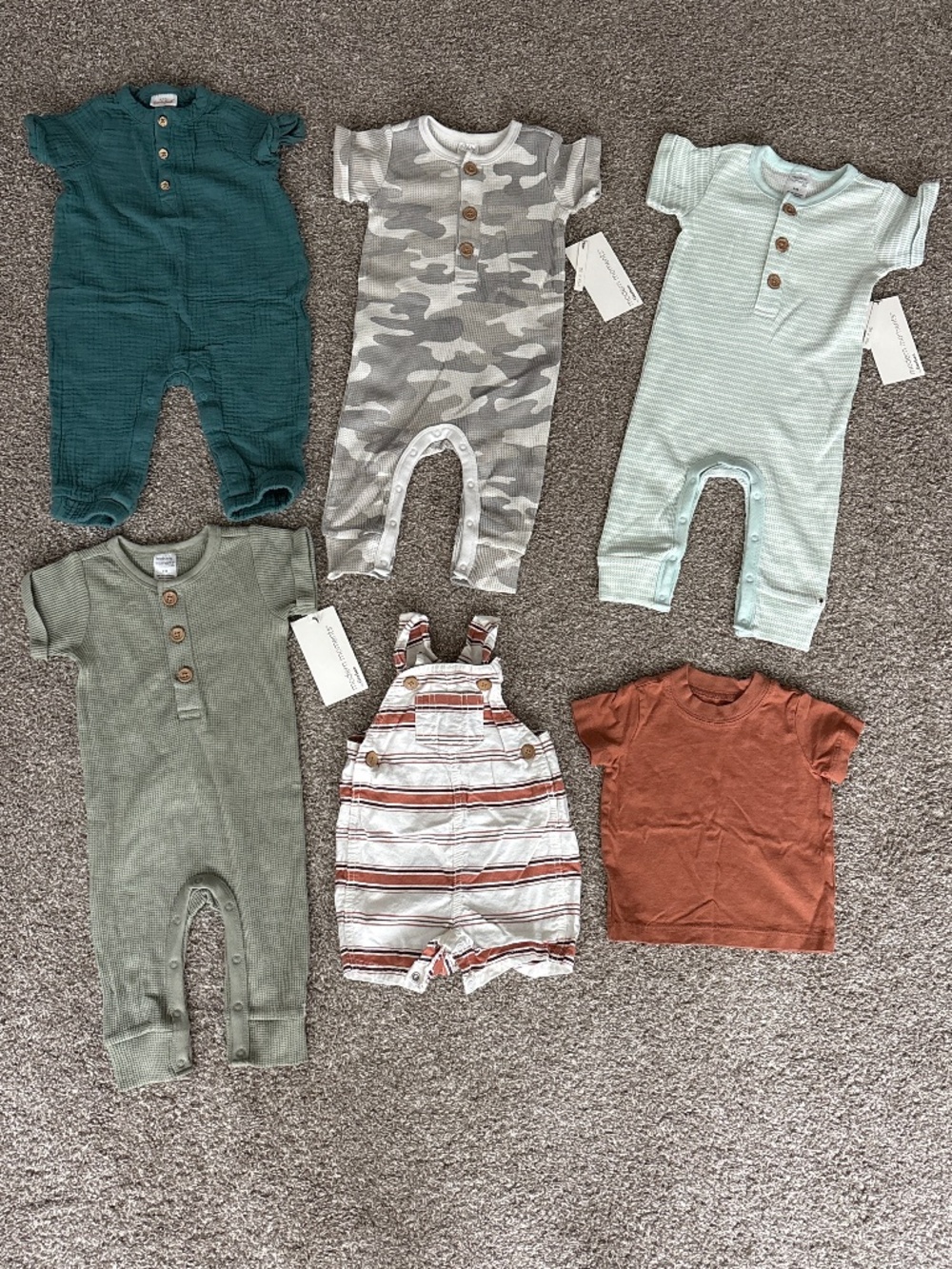 Baby boys aesthetic 6 and 6-9 month clothing bundle lot 6 pieces